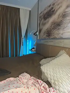 Mary_Kiitty live