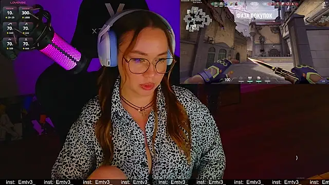 Emili1- live