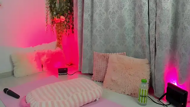 JosephineMoon live