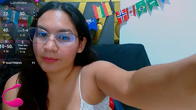 hilary_hot19 live