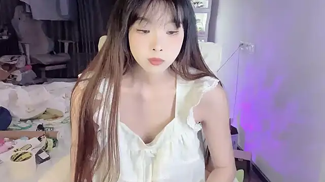 Akong11 live