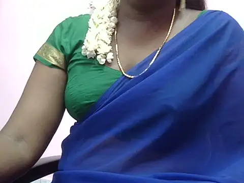 tamil-priyaaa live
