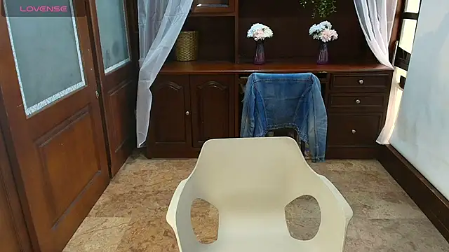 MonserratGray live
