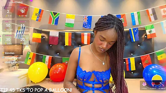 Chloebrunnie live