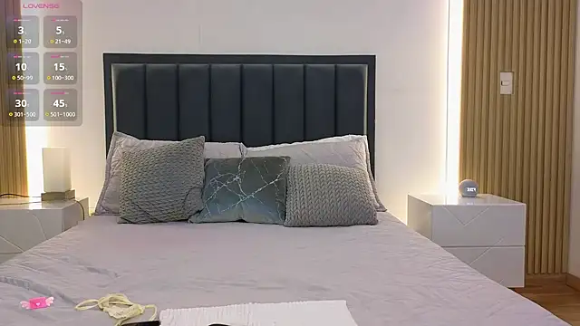 bella__adams live