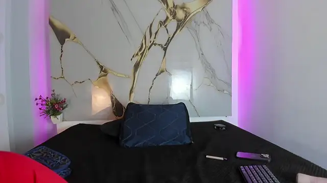 Eva__Milanoo live