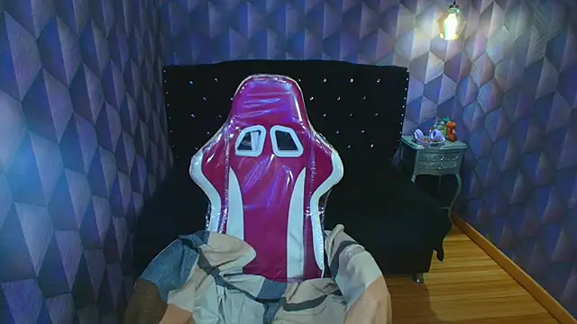 LiaHarryis live