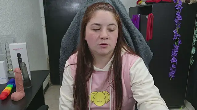 ann_bronw live