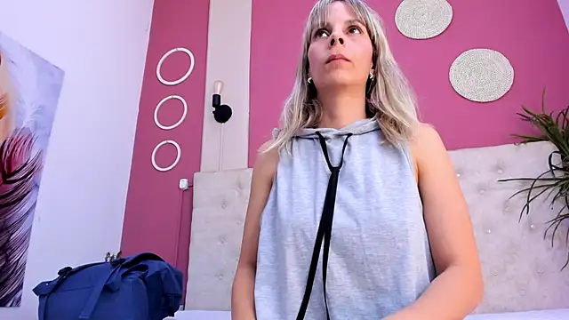 Anastasiapriest live