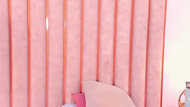 Zoe_Monrow live