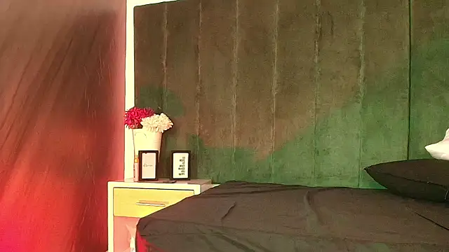 Alana_Petite_ live