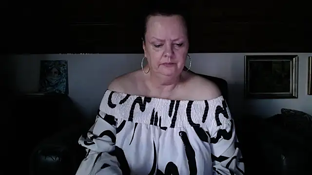 TiffanyMature live