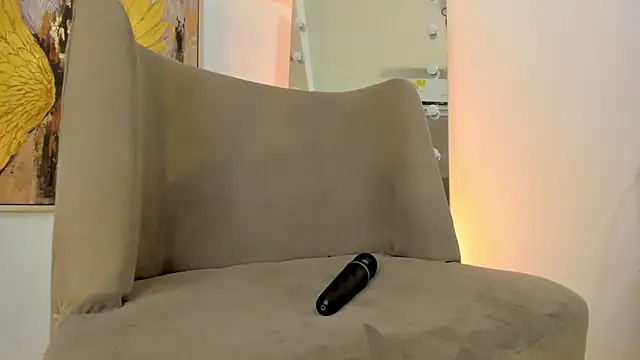 Kiara_Curls live