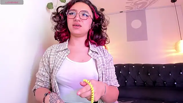 Kanela_miller_ live