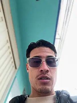 TavoHot_ live