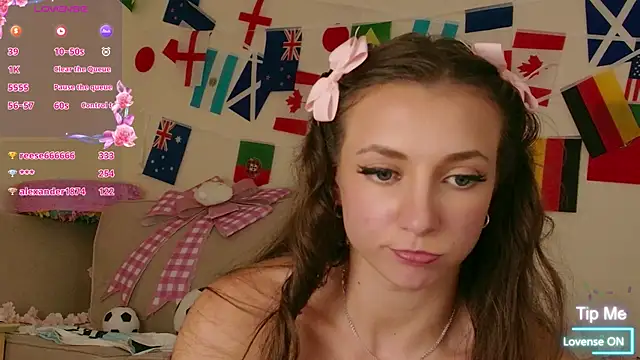 Milky_flexy_cat live