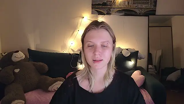 Viki_Charm live
