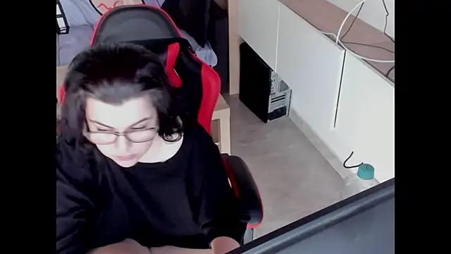 Meloh_Molly live