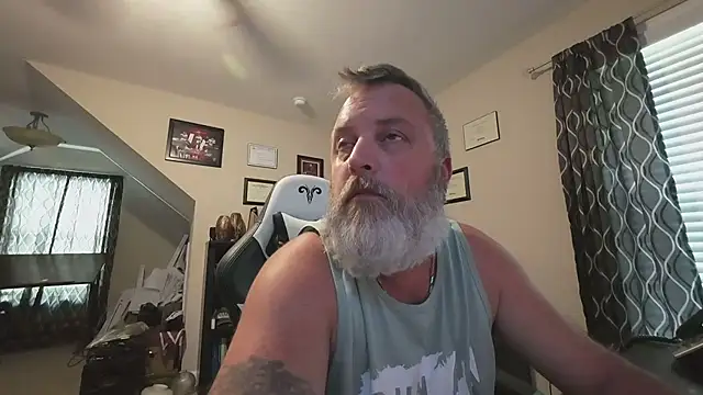 Cr4sh_Over live