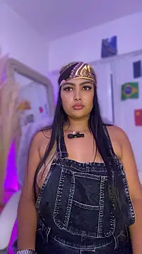 NatashaBrown12 live