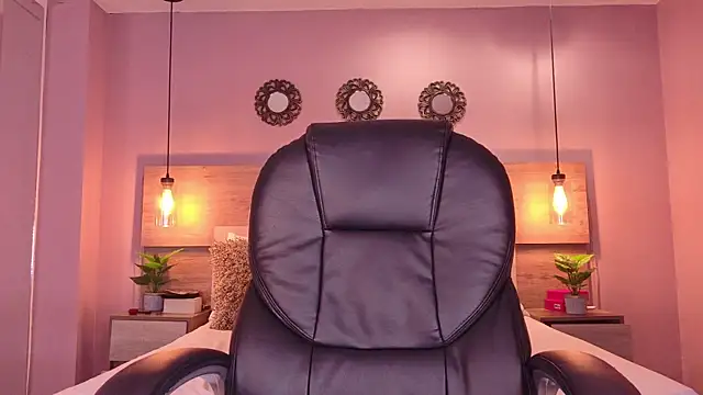 ArianaGolden live