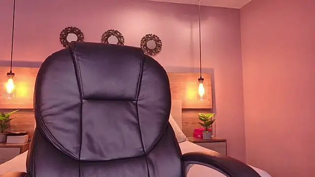 ArianaGolden live