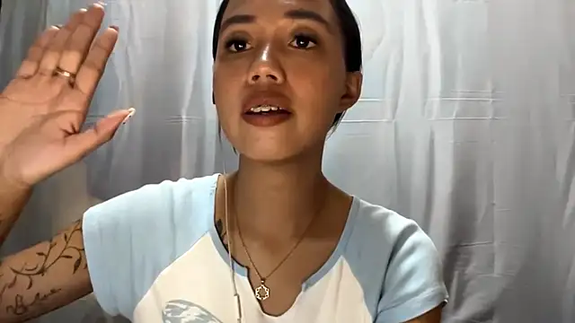 MoraChevez live
