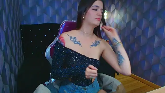 LiaHarryis live