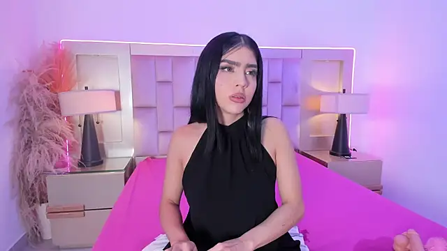 Miaa_Millerss live
