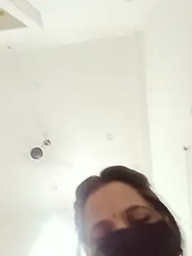 Karishma_bhabi3 live