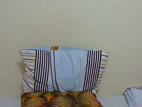 Arriana_ live