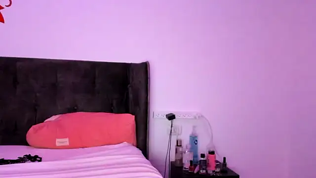 YasminQueen001 live