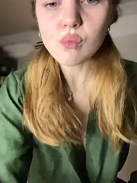 Emaline_Fane live