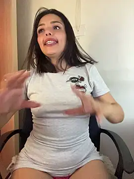 LaraDanverss live