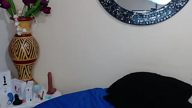NicoleSantana live