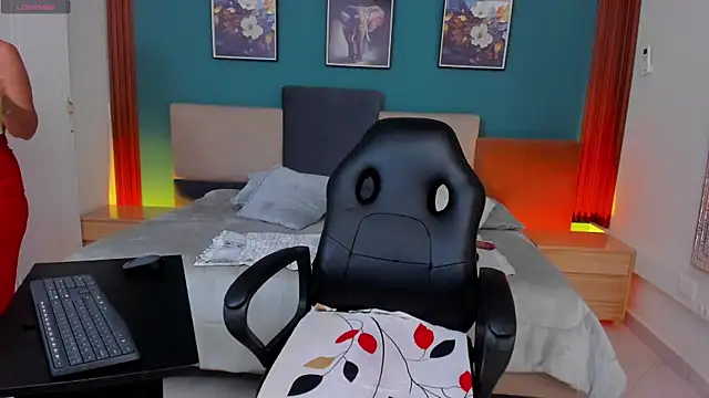 loress_ass_mature live