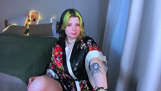 AliceSpencery live
