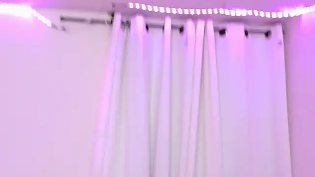 Sachi_Meow live