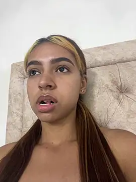 Criss_Ariana30 live