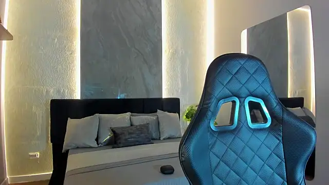 Jake_Lauren live