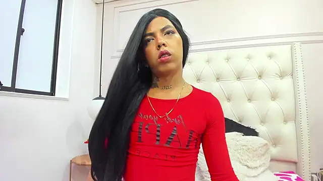 MiiaRestrepo live