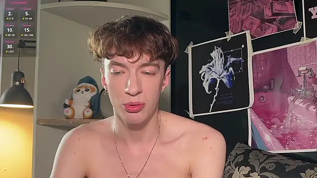vogueslay live