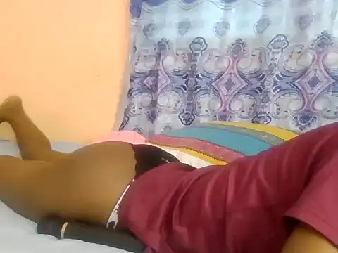 Preety_Myla live