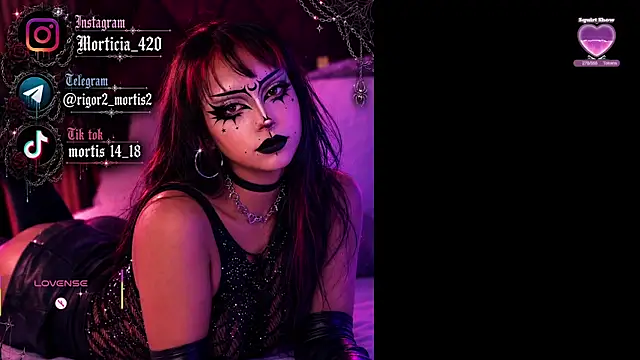 morticia_420 live