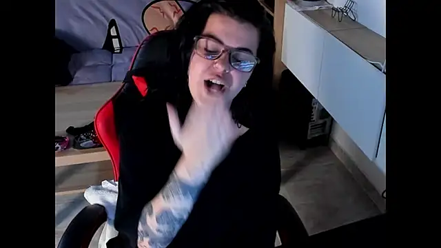 Meloh_Molly live