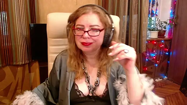 Miss_Tress live