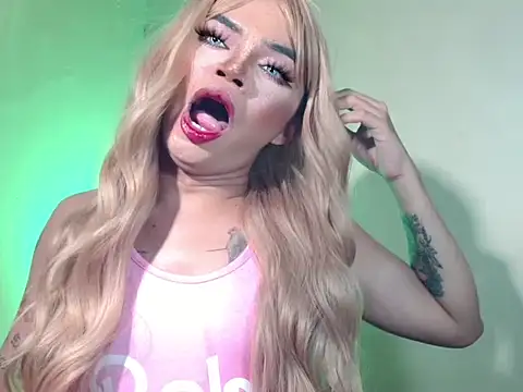 hugecockbabe live