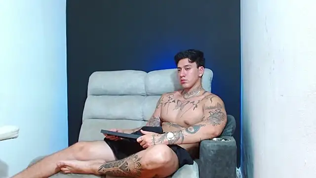JUSTIN_FULLER1 live