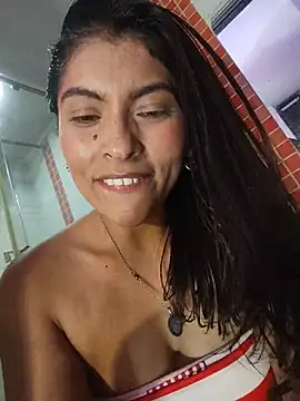 Fox_Roxxan live