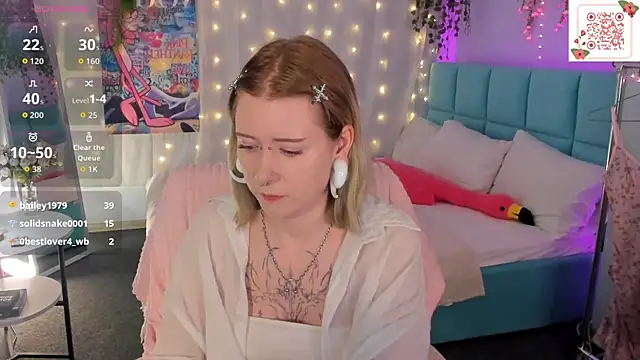 Elira_Vane live